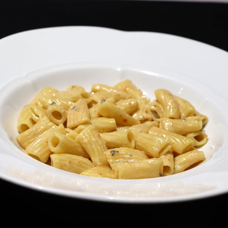 Maccheroni piccanti con gorgonzola