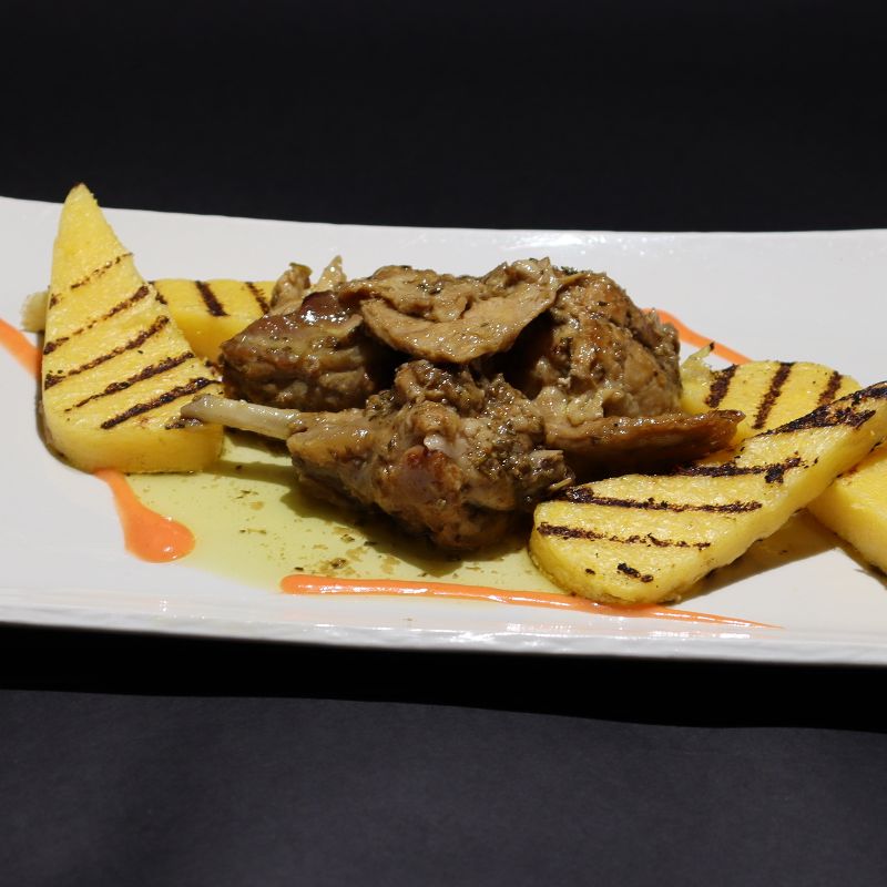 Stewed rabbit with polenta